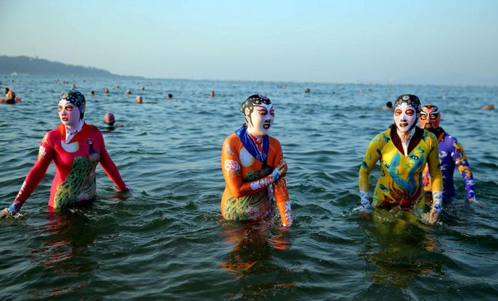 Китайские купальные костюмы фейскини