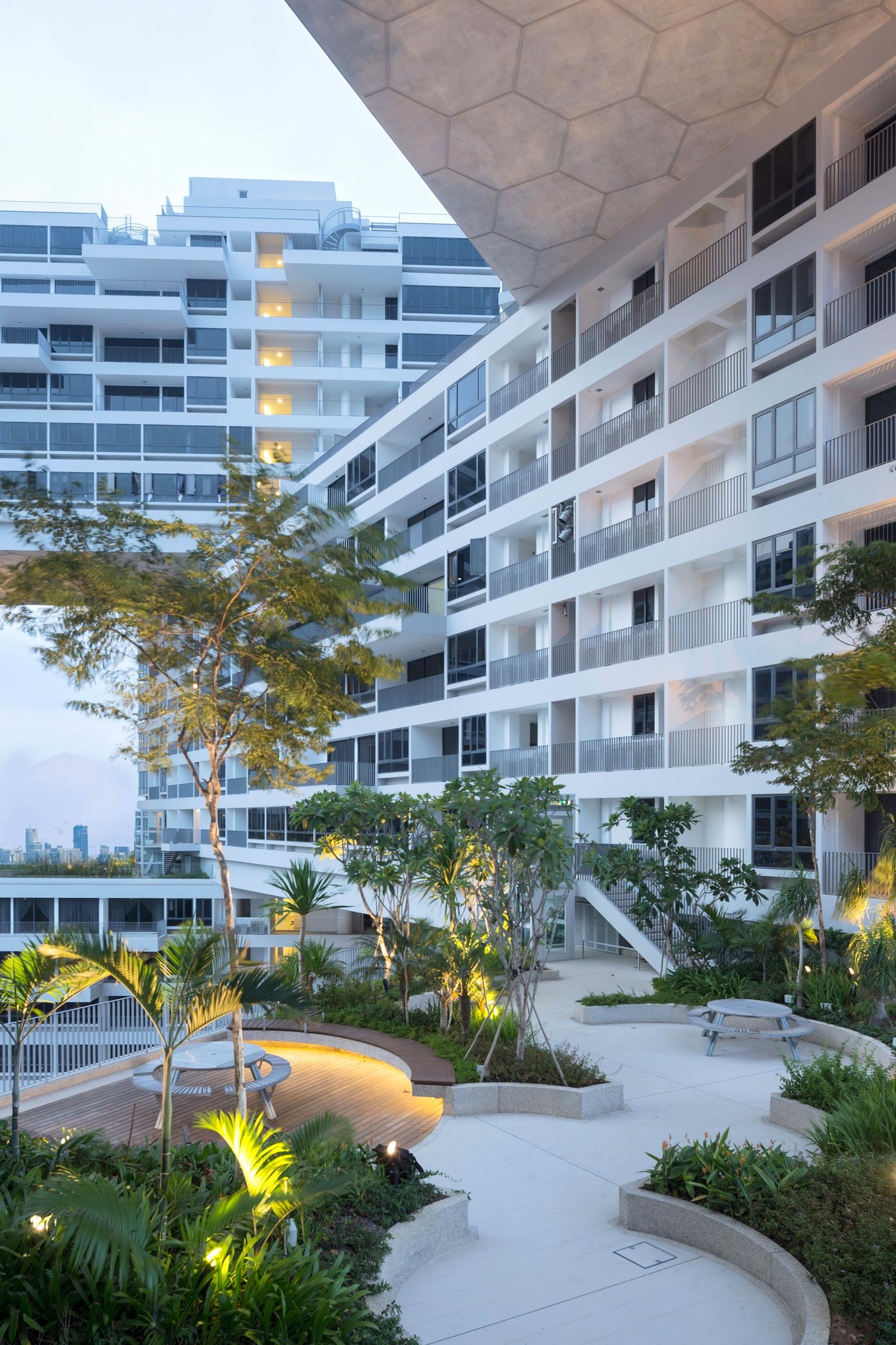 Современный жилой комплекс в Сингапуре