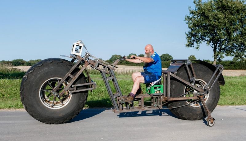 Умелец из Германии смастерил самый тяжелый в мире велосипед