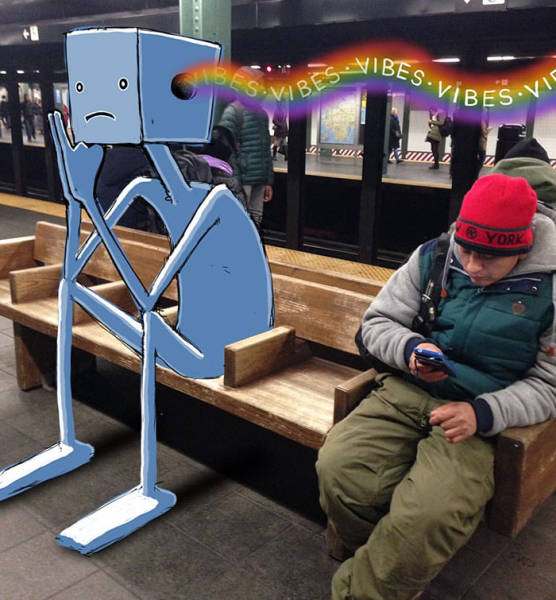 Забавные монстры в нью-йоркском метро