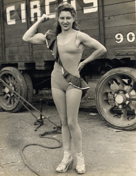 Первые женщины-бодибилдеры начала XX века
