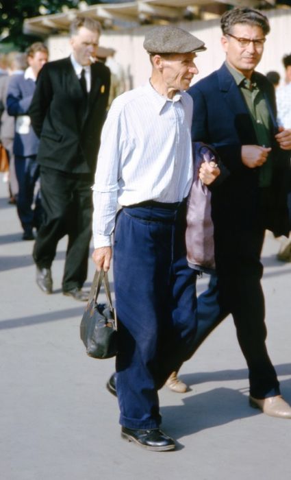 Фотографии советских граждан 1957 - 1964 годов