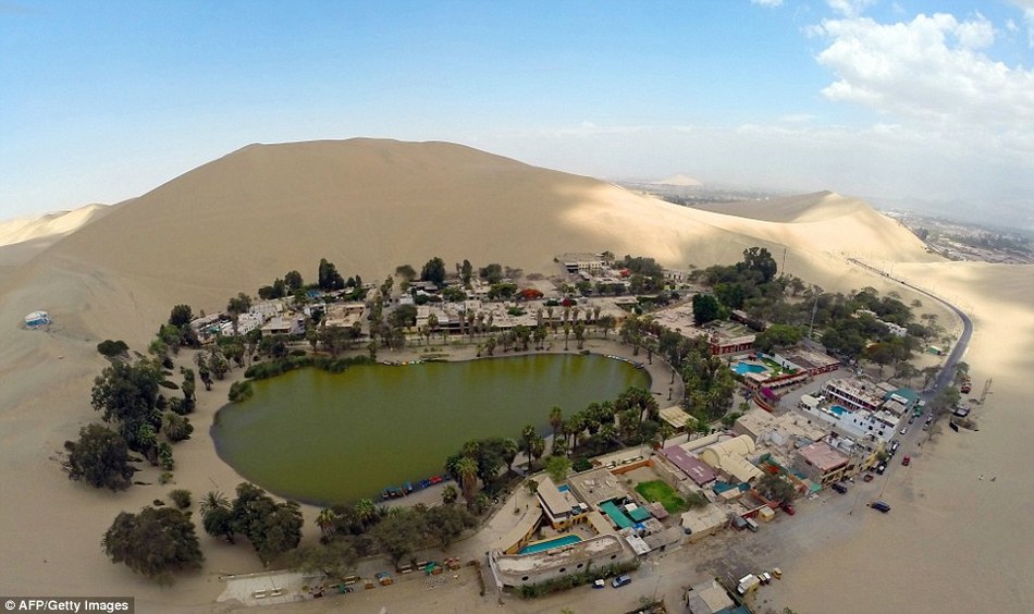 Город-оазис среди пустыни в Перу