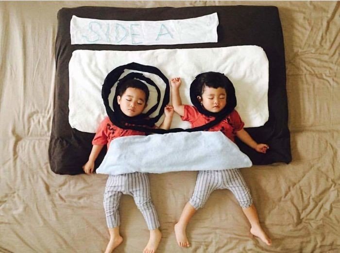 Двойняшки даже не догадываются о своих приключениях во время сна
