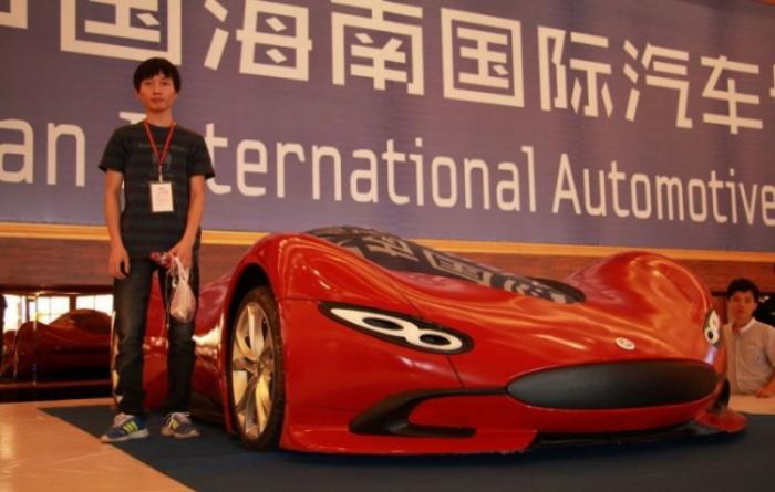 Китаец построил футуристический суперкар