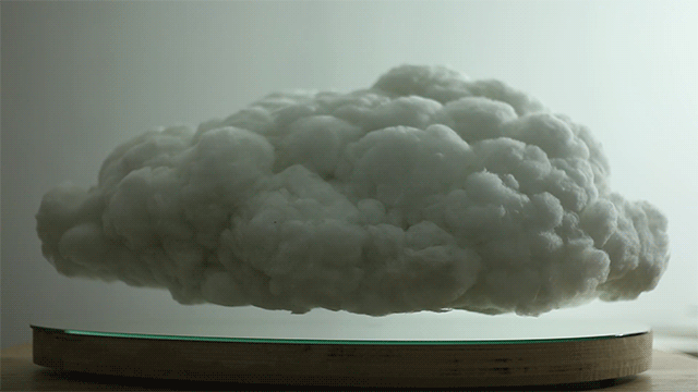 Динамик в виде облака с молнией