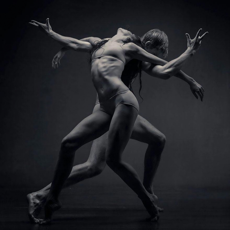 Украинский скульптор Вадим Штейн делает завораживающие портреты танцоров