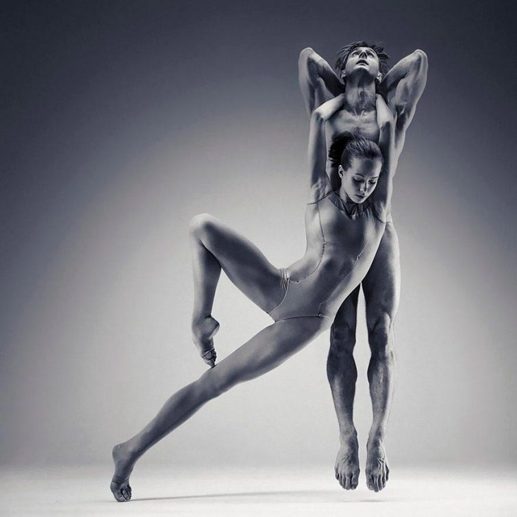 Украинский скульптор Вадим Штейн делает завораживающие портреты танцоров