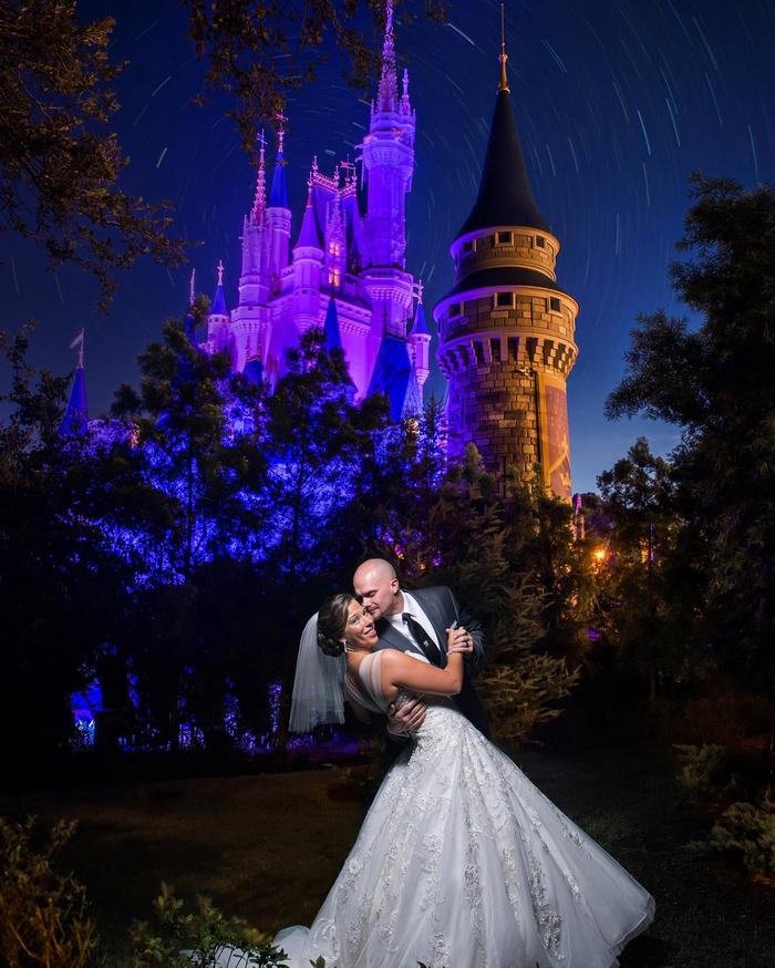 Ночная свадьба в Disney World