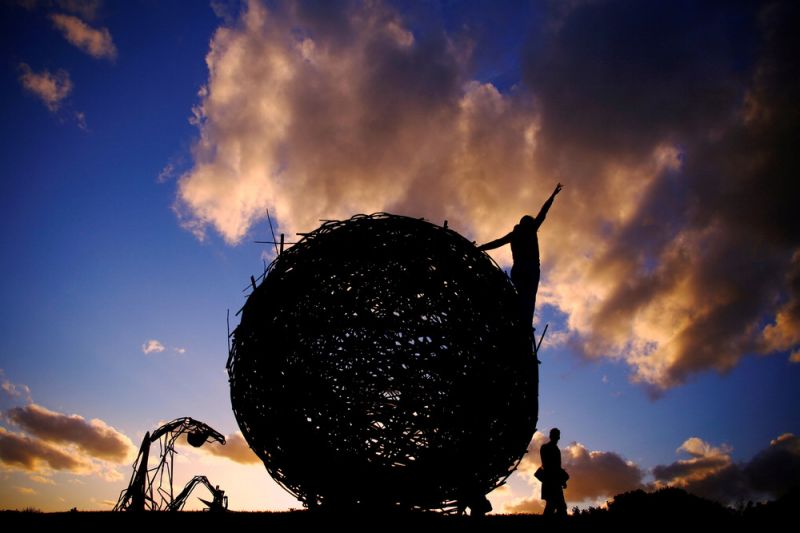 Скульптуры у моря на выставке Sculpture by the Sea