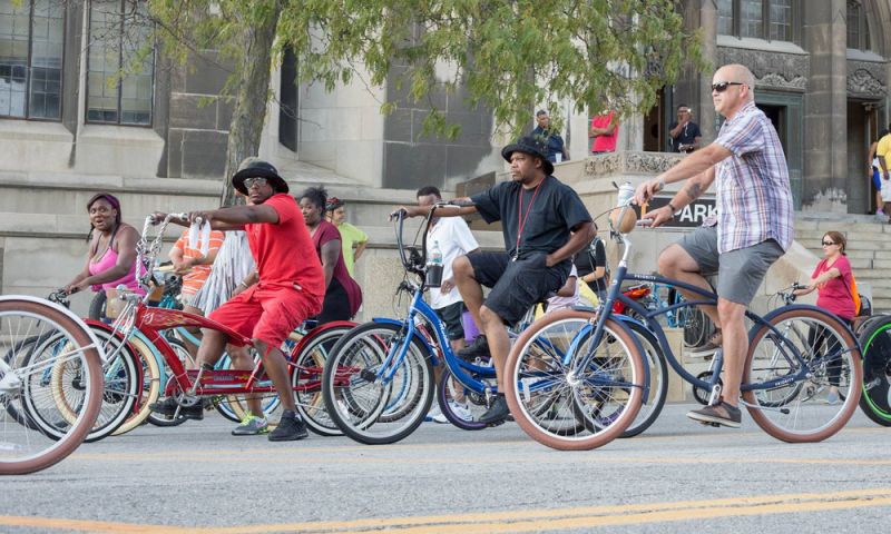 Крутые велобайкеры в Детройте