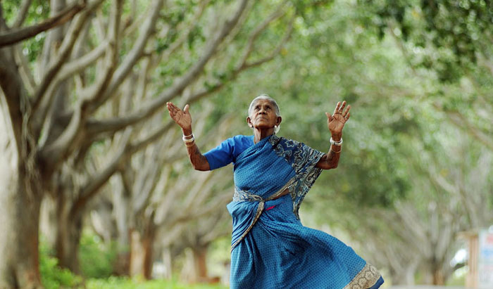 105-летняя женщина, у которой никогда не было детей, стала матерью для 300 деревьев