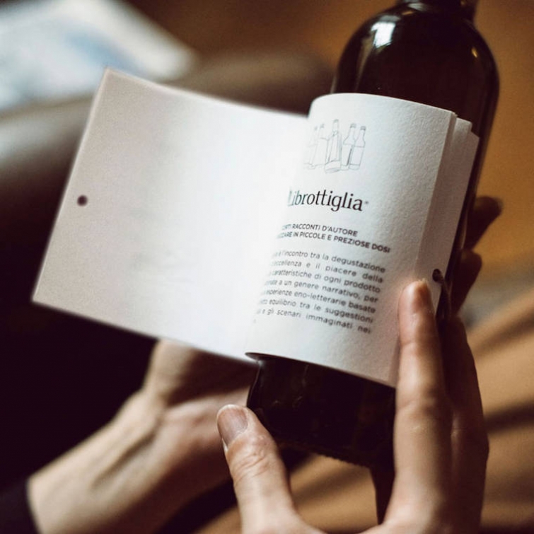Гениальная бутылка вина: этикетка содержит небольшой рассказ