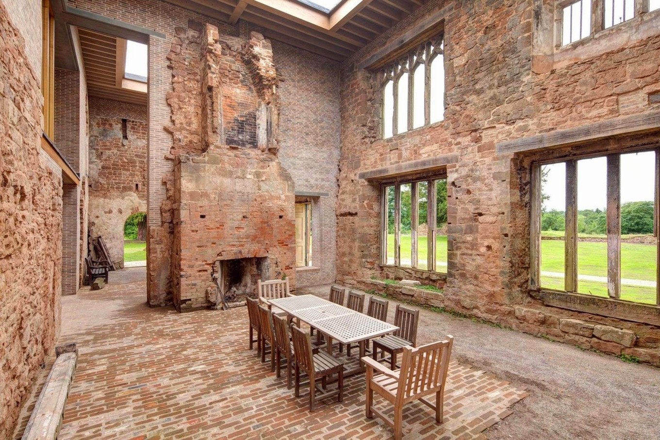 Замковый комплекс Astley Castle,