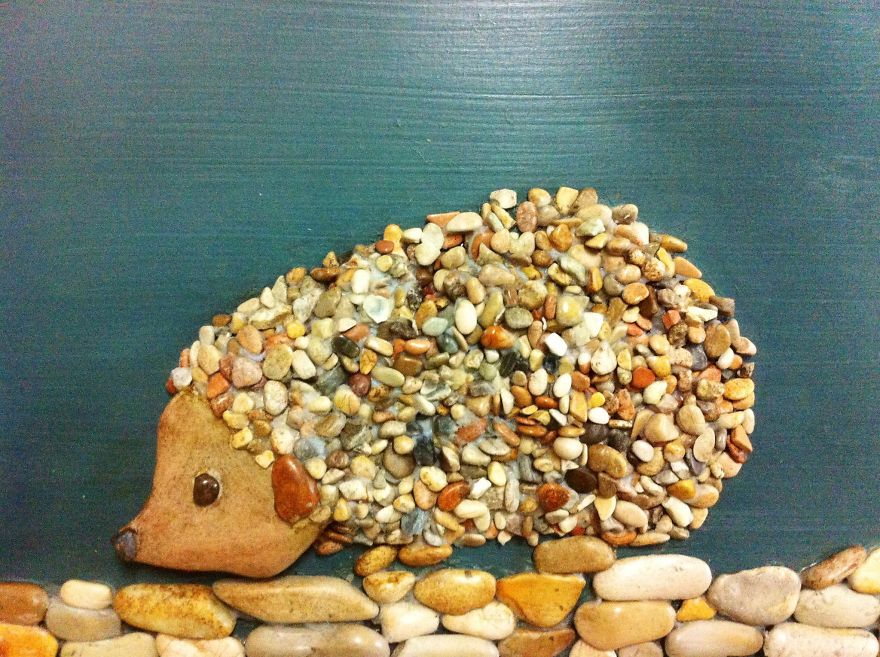 Удивительно реалистичные картины из камней, найденных на пляже