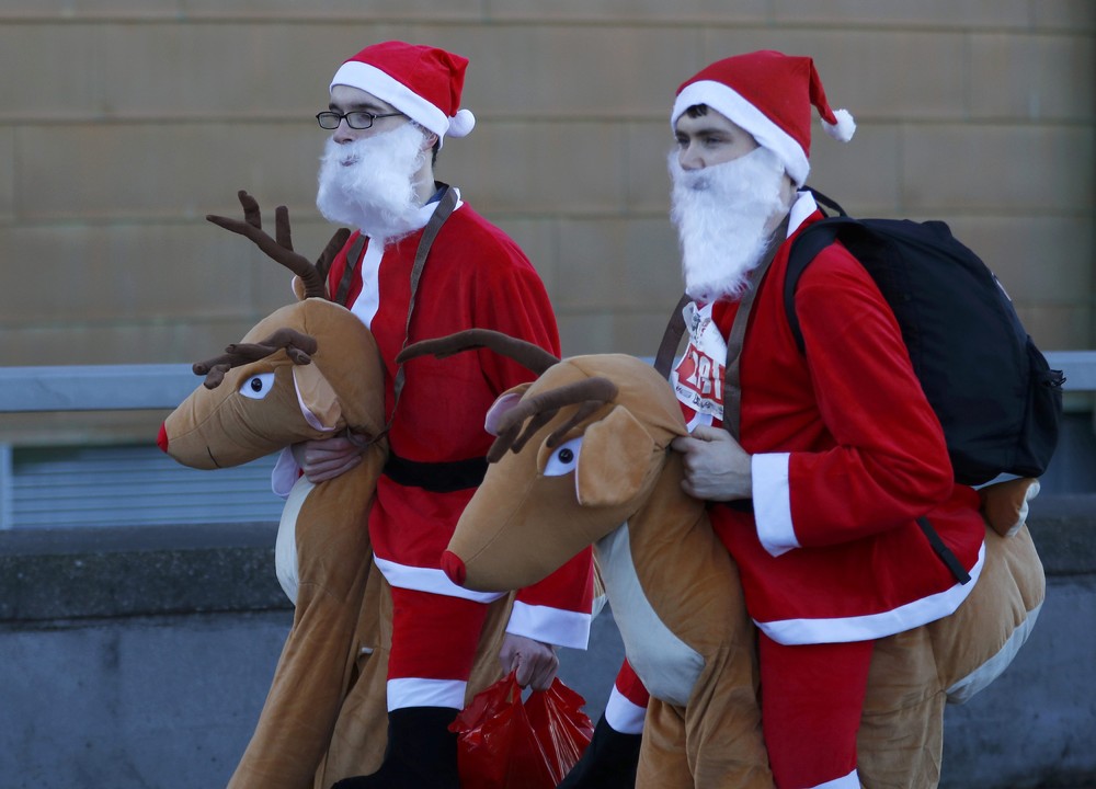 Праздничные сборища Санта-Клаусов