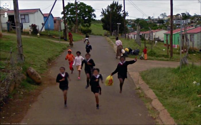 Необычные и забавные фотографии от Google Street View