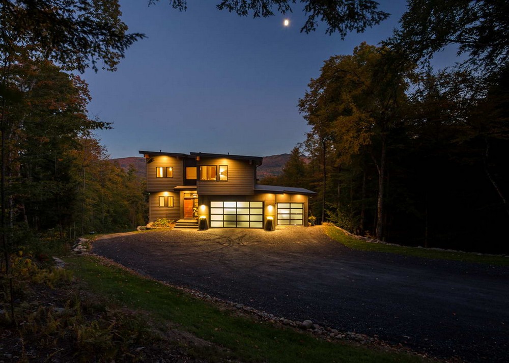 Современный дом в зеленых горах штата Вермонт