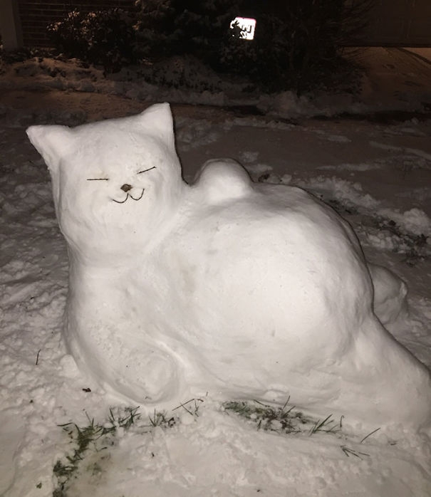 20 творческих снеговиков и снежных скульптур