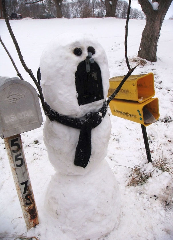 20 творческих снеговиков и снежных скульптур