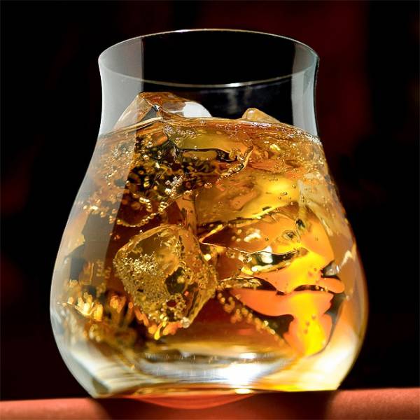 Удивительные снимки алкогольных напитков под микроскопом