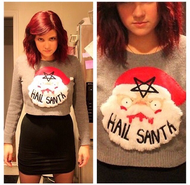 Смешные и нелепые рождественские свитера