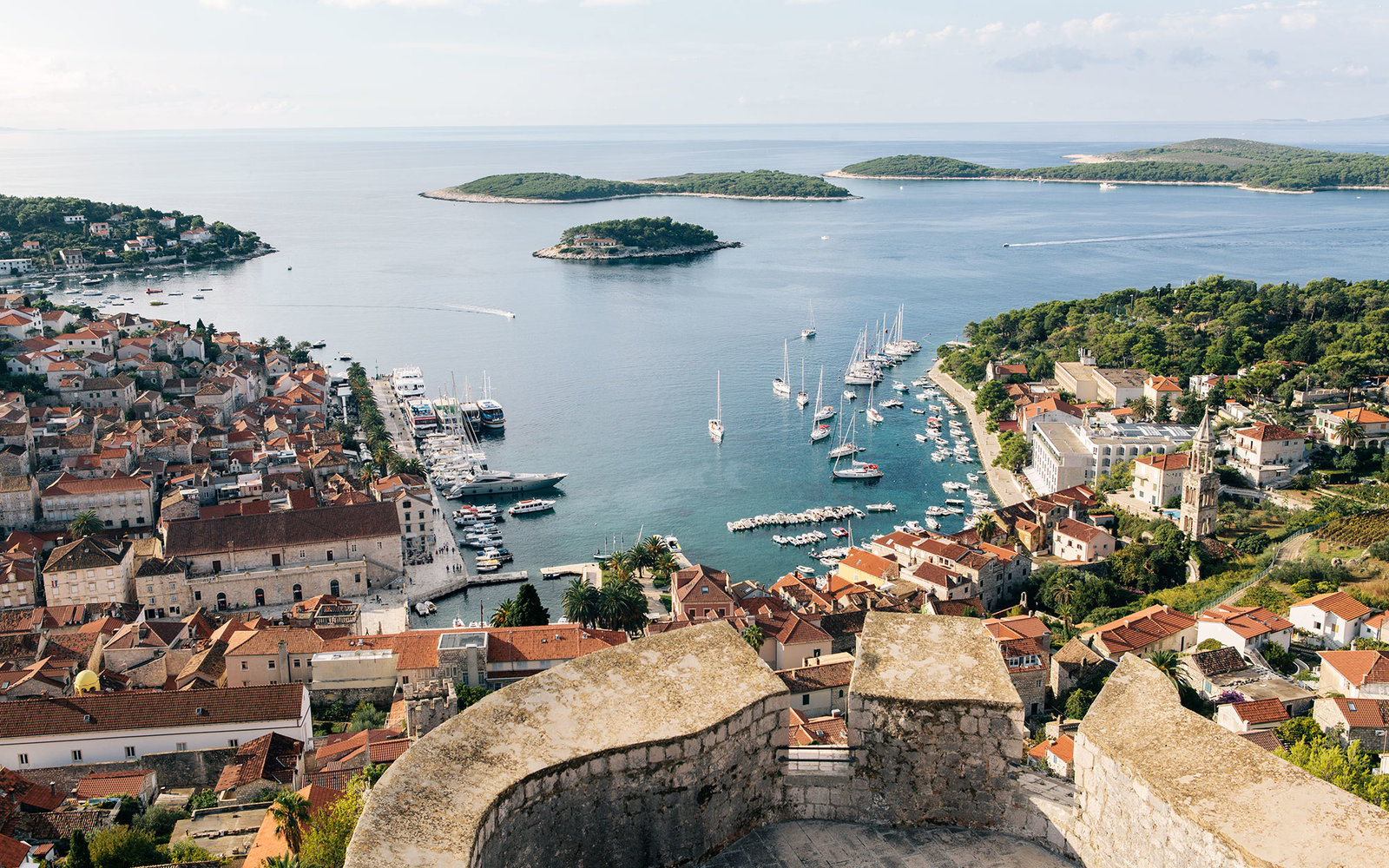10 популярных, интересных и красивых островов Европы