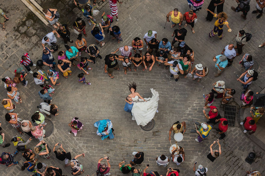 50 лучших свадебных фотографий 2016 года по версии Junebug Weddings