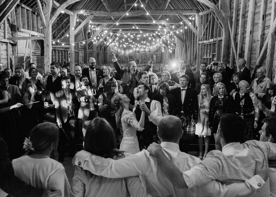 50 лучших свадебных фотографий 2016 года по версии Junebug Weddings