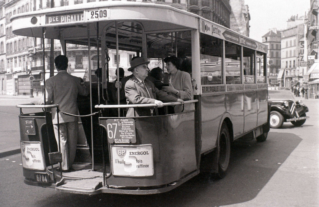 Париж в объективе фотографа-любителя в 1955 году