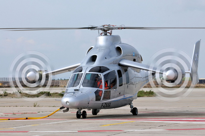 Le X3 - гибрид вертолета и самолета