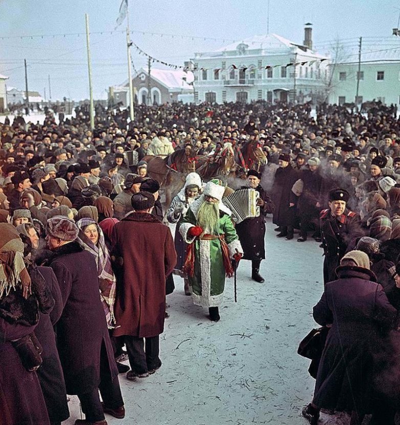 Фотографии из архива популярного в СССР журнала Огонек