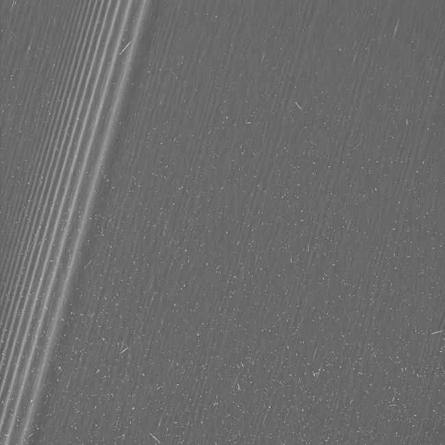 Кольца Сатурна в максимальном разрешении
