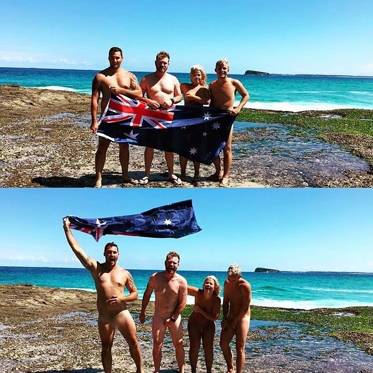 Get Naked Australia: голые австралийцы на фоне природы