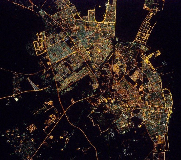Земля в иллюминаторе: Instagram российских космонавтов