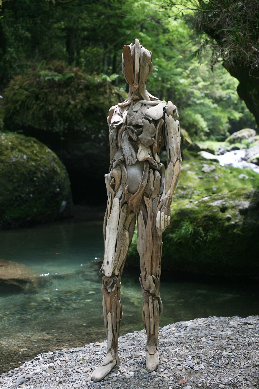 Скульптуры из коряг от Нагато Ивасаки