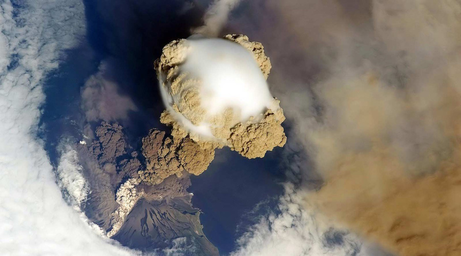 Пробуждение вулканов может уничтожить Исландию
