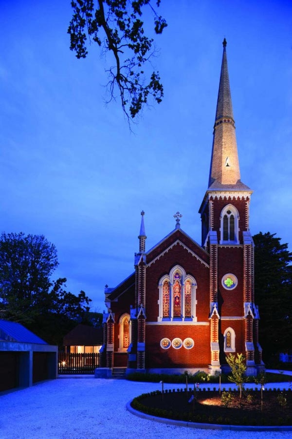 17 церквей, переделанных в современные дома