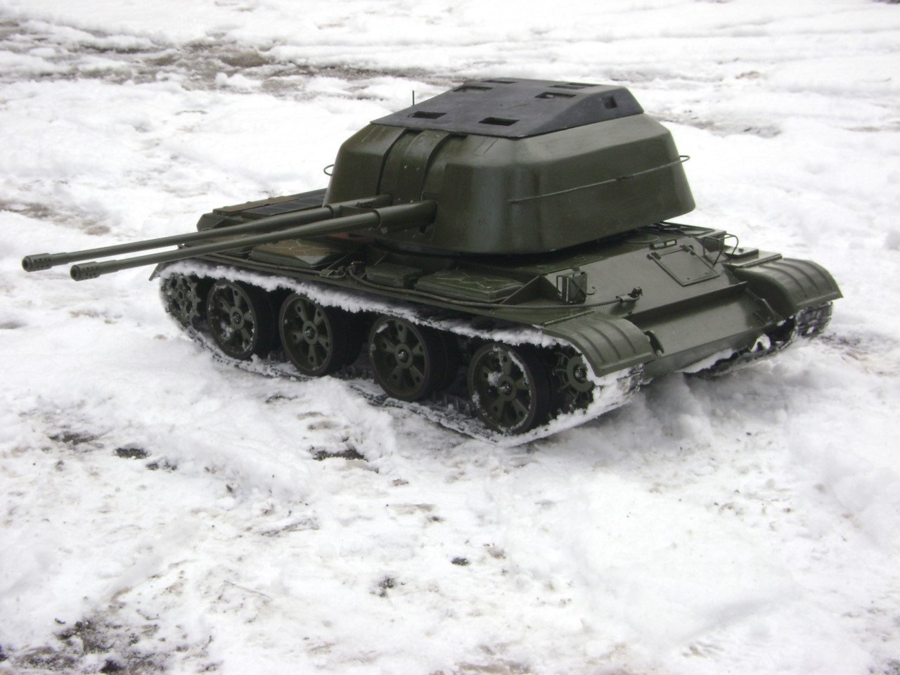Двухствольный танк ЗСУ 57-2