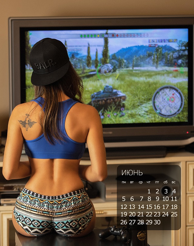 Эротический календарь для виртуальных танкистов World of Tanks