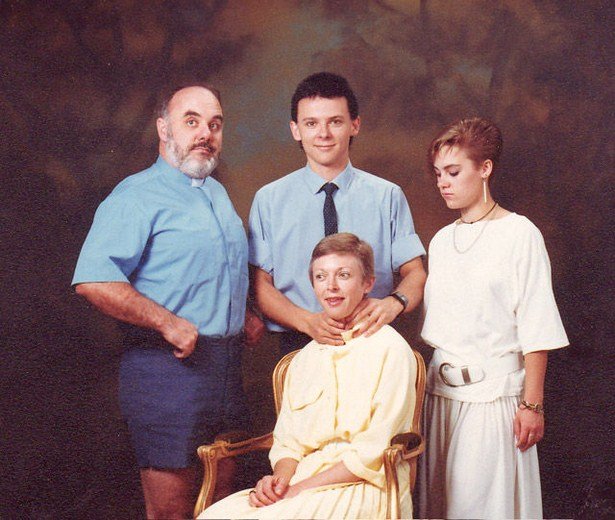 Странные семейные фотографии