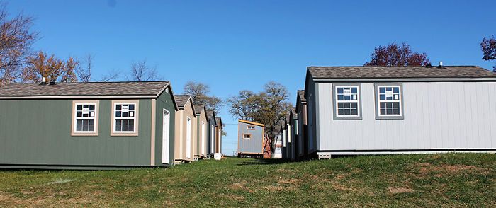 В США построили деревню для бездомных ветеранов Канзаса