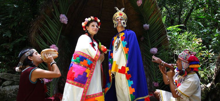 Традиционные свадебные наряды со всего мира