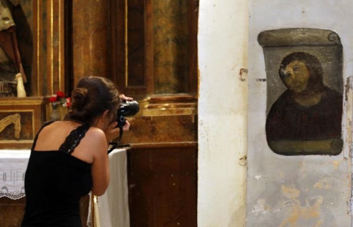 Почему испорченную фреску Ecce Homo не стали восстанавливать