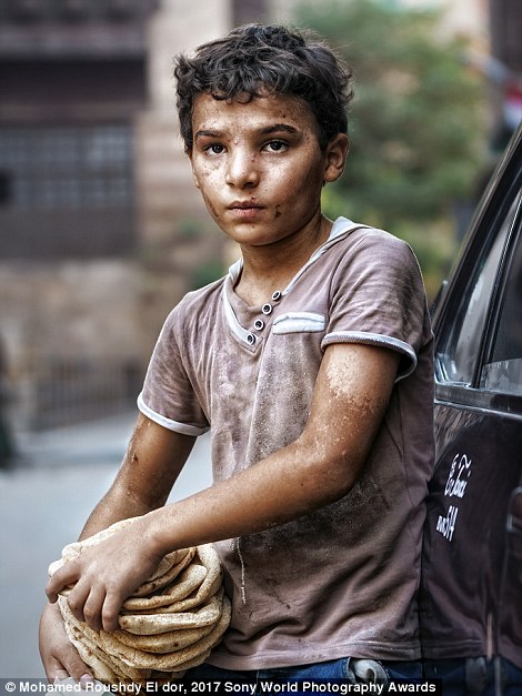 38 невероятных портретов о том, как сильно отличается жизнь детей разных стран мира