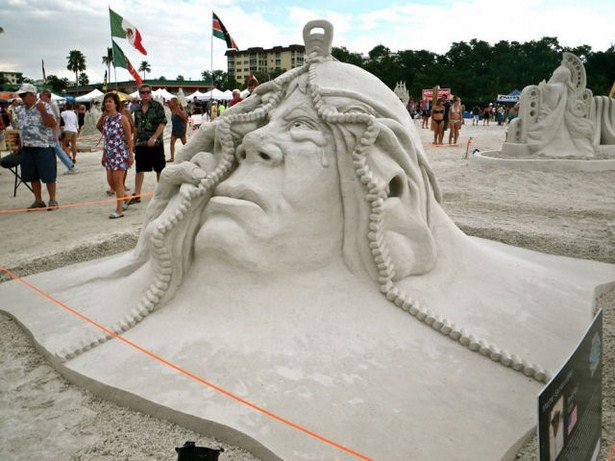 Удивительно красивые скульптуры из песка
