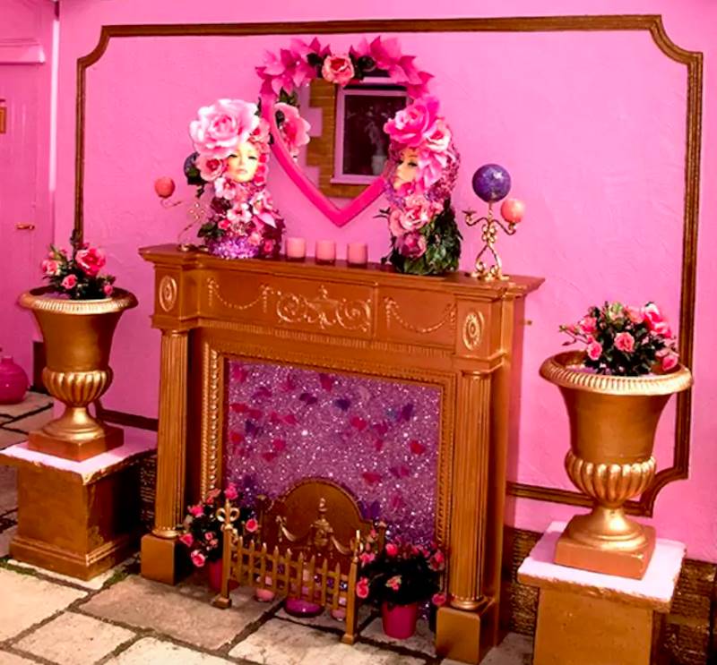 Розовый дом мечты