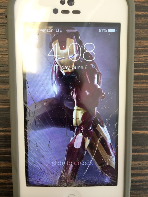 Когда разбитый экран телефона это не проблема