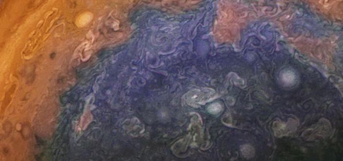 Юпитер в объективе Юноны