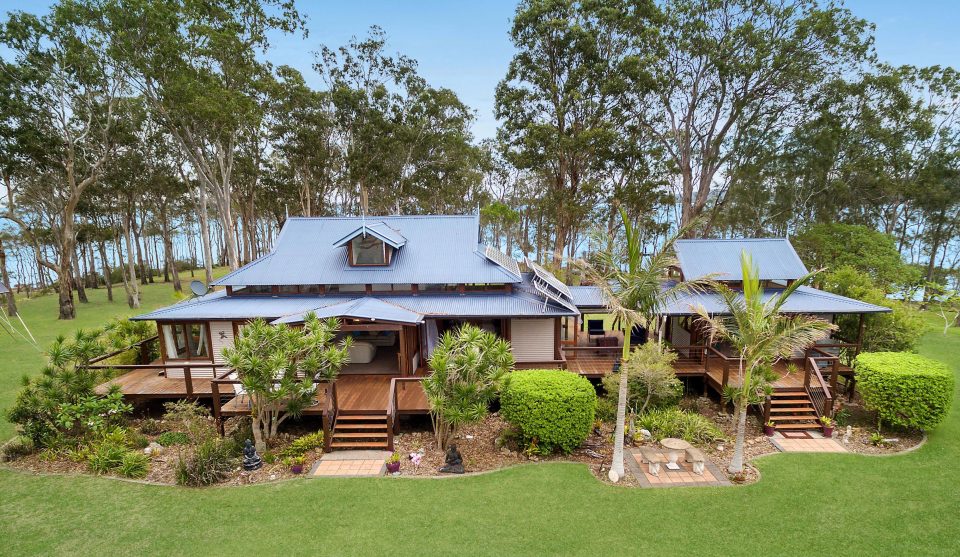 Продается остров с домом в Австралии